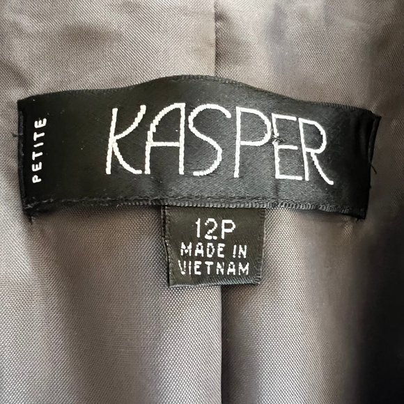 Kasper Womens' Size 12P Long Sleeve Heather Gray Three-Button Peak Lapel Blazer - Picture 9 of 11